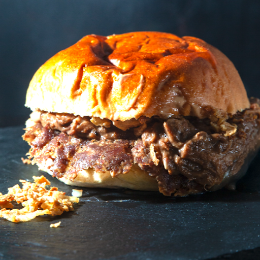 Burger The Beef de Rockefeller Smash Burger, recién salida de la plancha